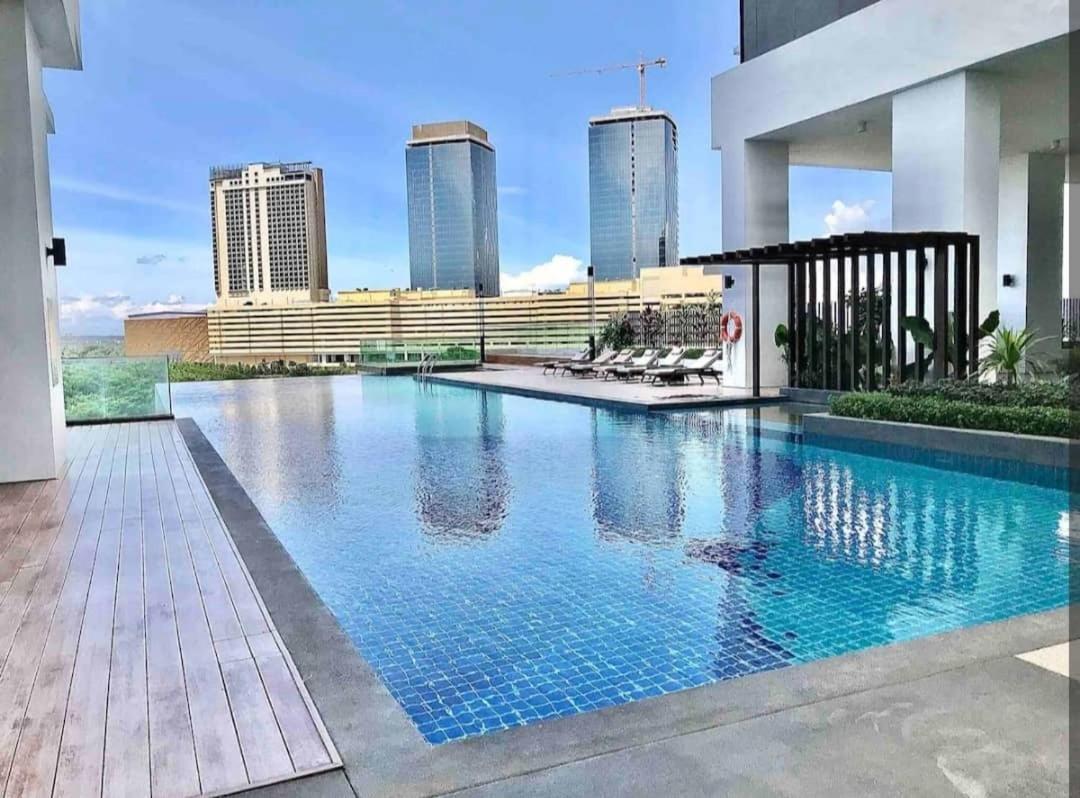 Mid-valley Southkey Mosiac 2 Bedroom Johor Bahru
