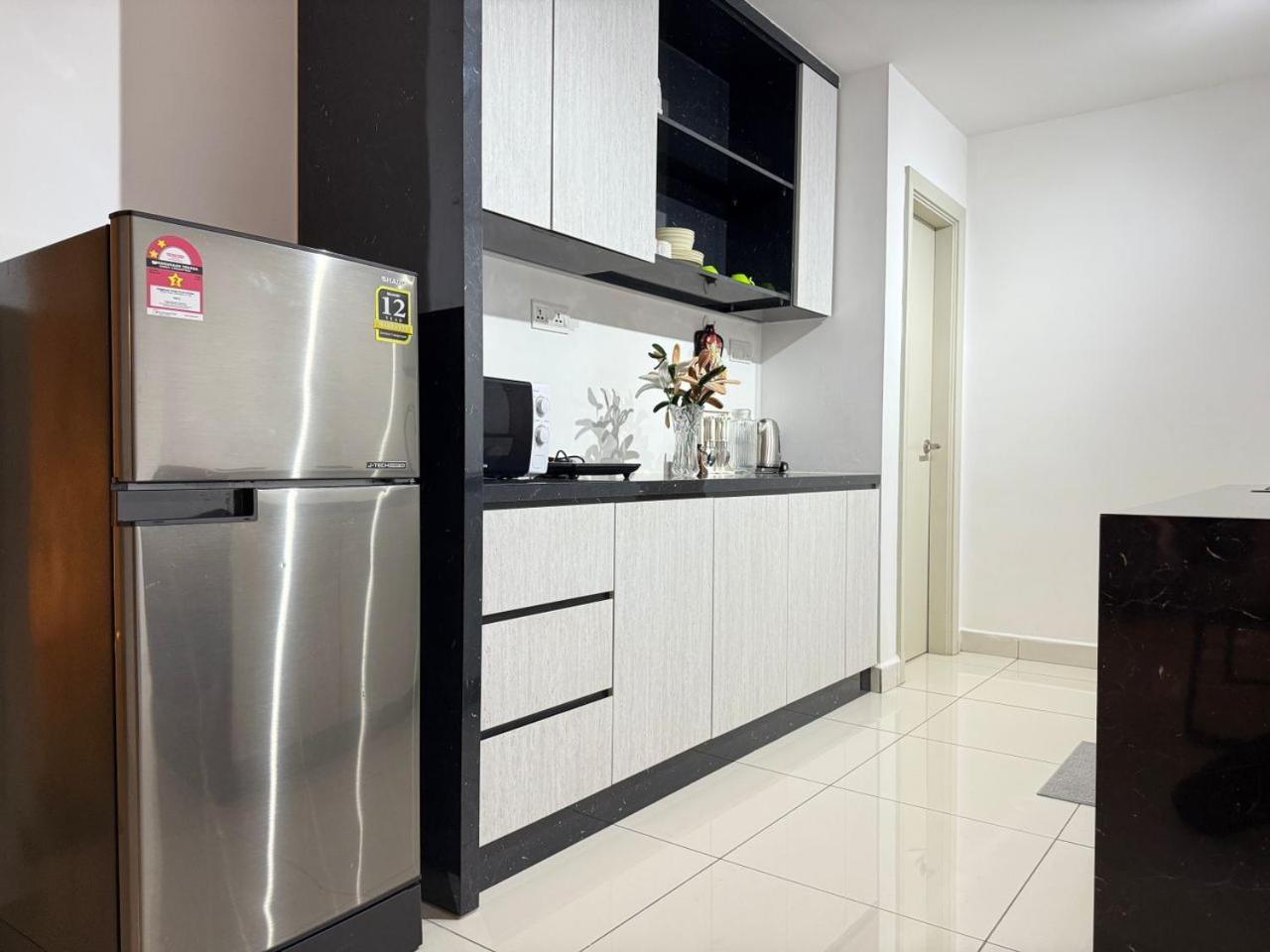 Mid-valley Southkey Mosiac 2 Bedroom Pangsapuri Johor Bahru